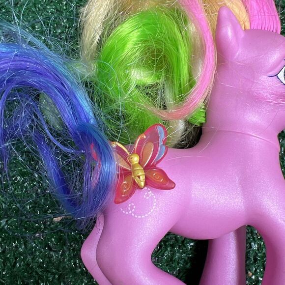My Little Pony G3 Wind Drifter Raised 3D Butterfly Crystal‎ Princess Design 2005 - Picture 3 of 8